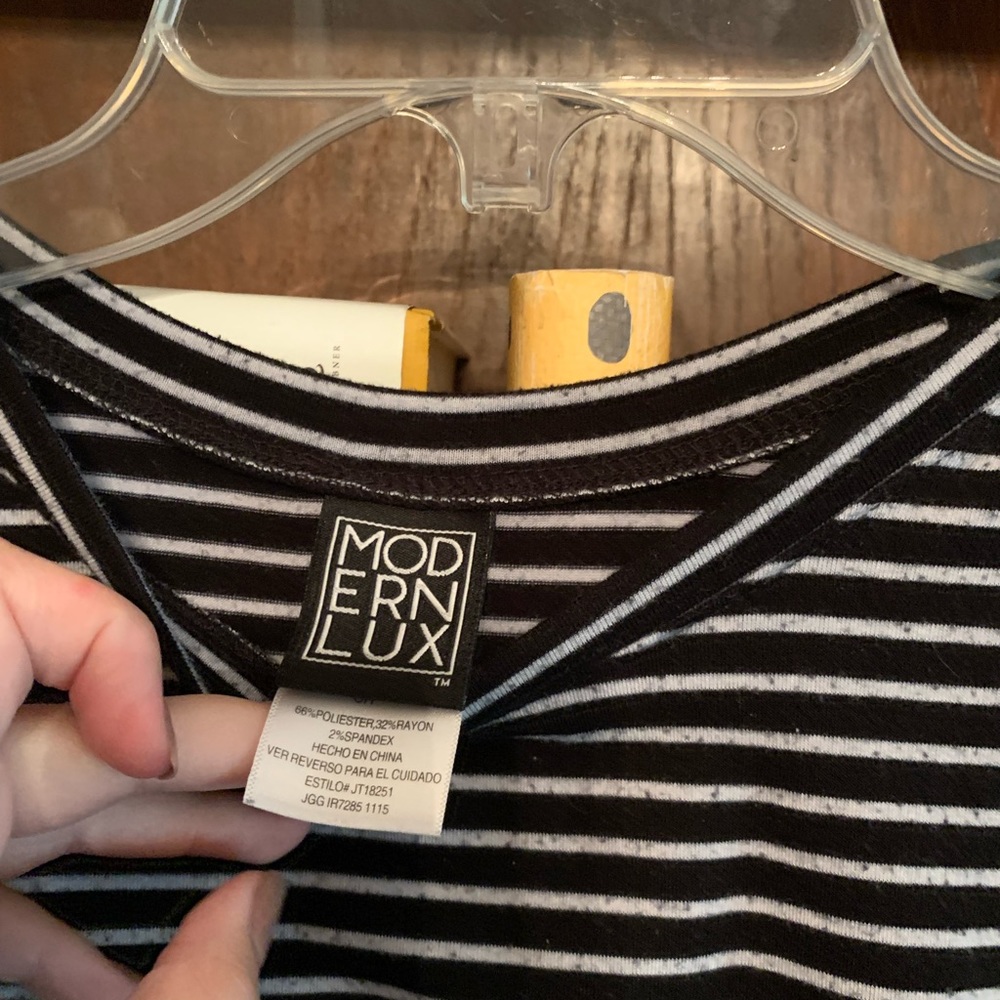 Striped Tank - Picture 3 of 3